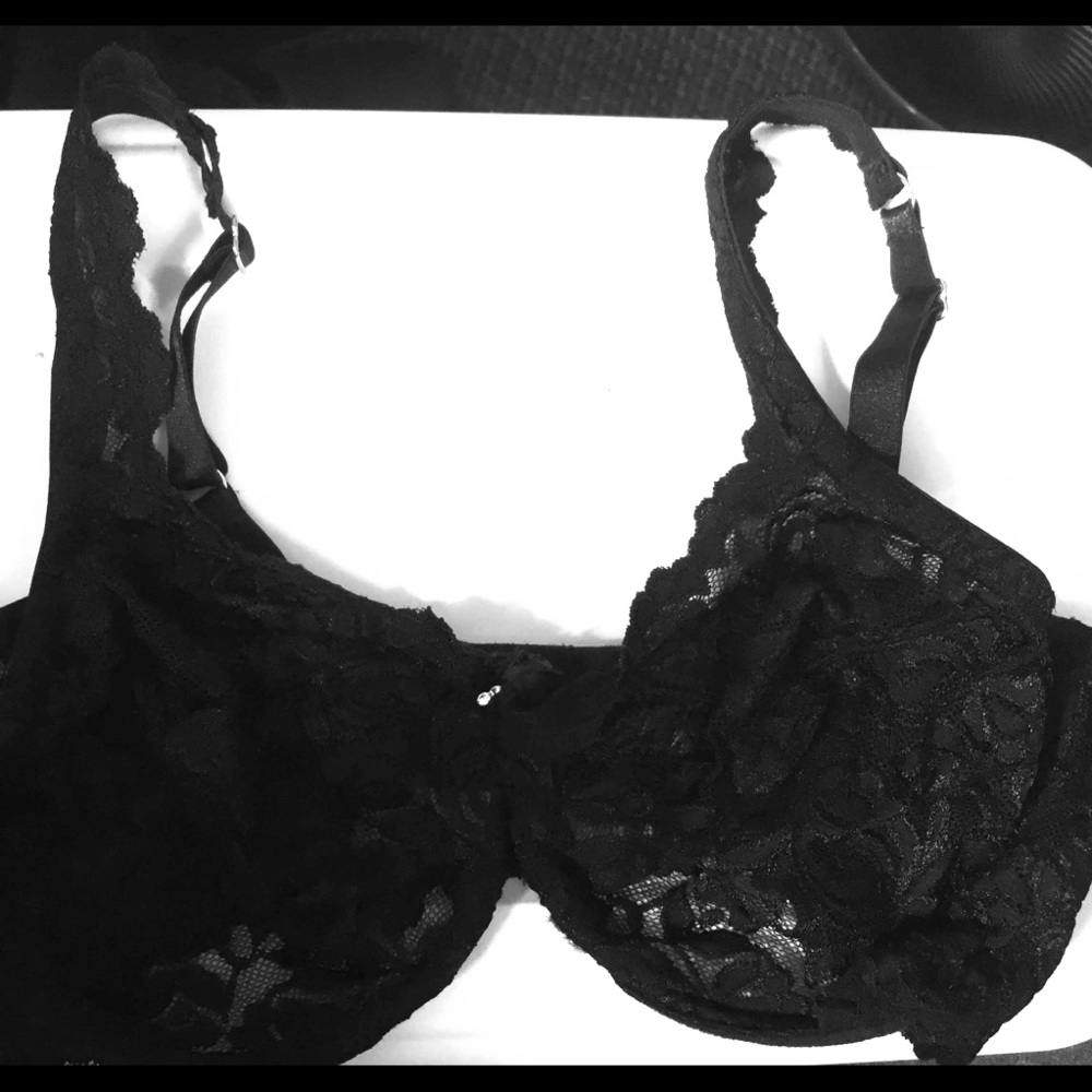 Black smart & sexy lace bra Sz 40D